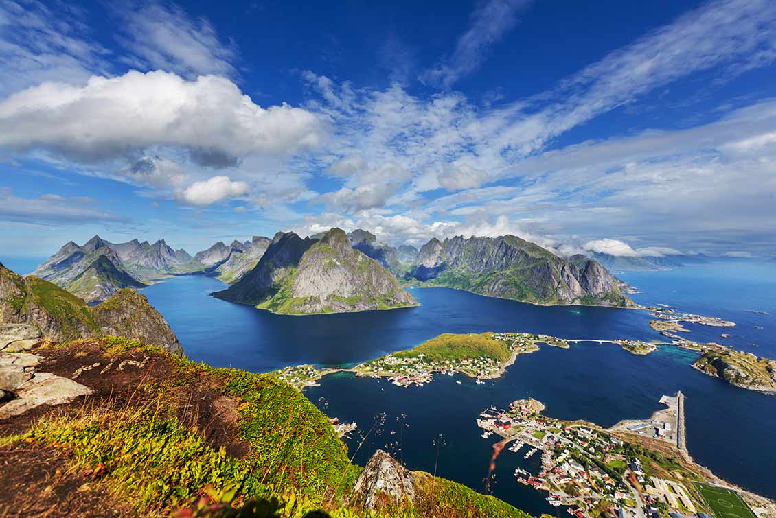 Inseln und Fjorde in Norwegen