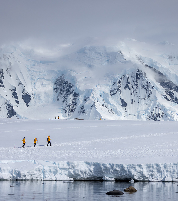 GA_Quark-Expedition_Landgang-Antarktis_Michelle-Sole