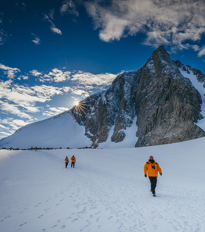 GA_Quark-Expeditions_Landgang_David-Merron