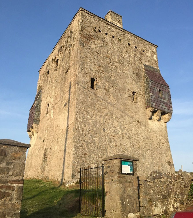 GA_PolarLatitues_Clare-Island-castle