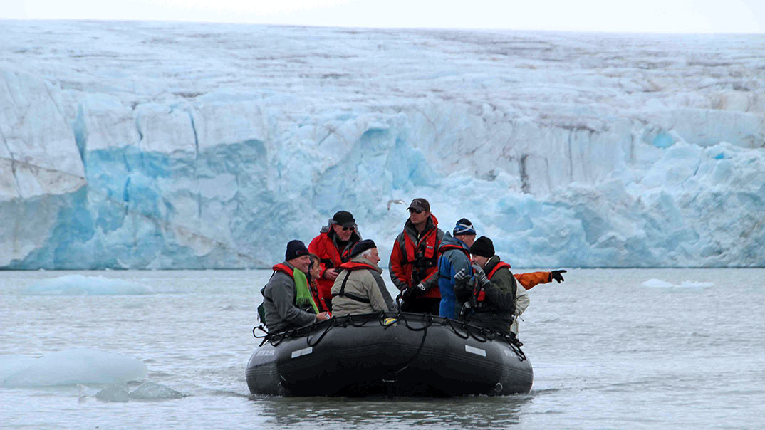 GAdventures-Arctic-Norway-Svalbard-2012-CV004