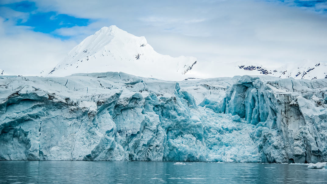 spitzbergen-gletscher-kante-ss-pt