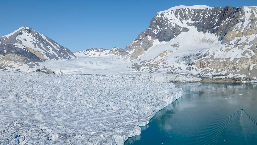 SH-VEGA-I-16-JUL-2024-I-VESTRE-BURGERBUKTA-I_Svalbard-SwanHellenic