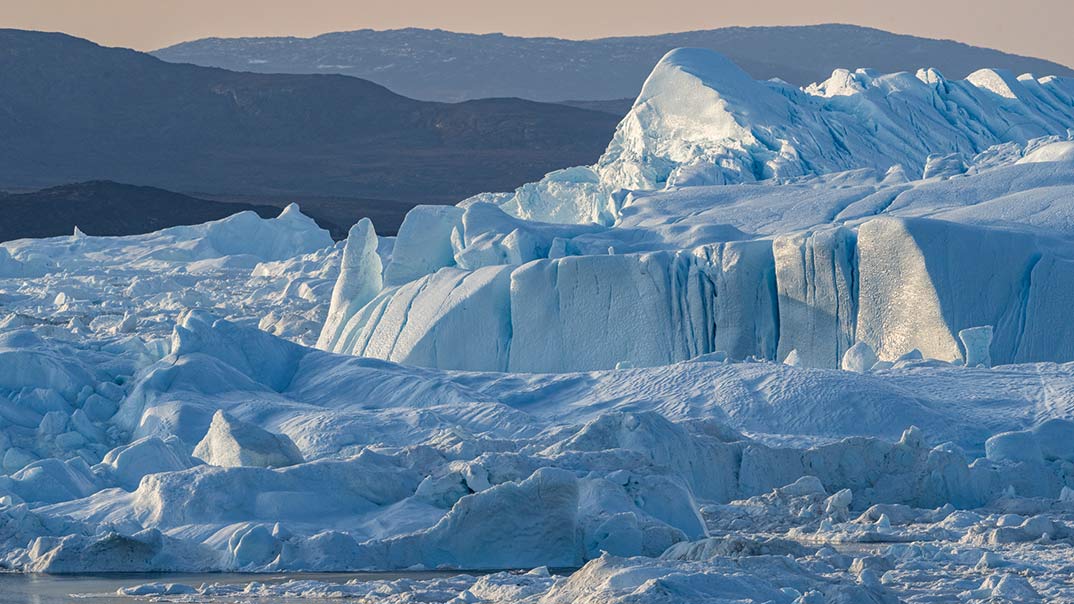 Vega_Ilulissat_YuriChoufour-SwanHellenic