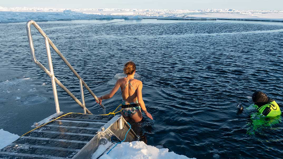 6_Polar-Plunge_CDT-Charcot-StudioPONANT-Olivier-Blaud