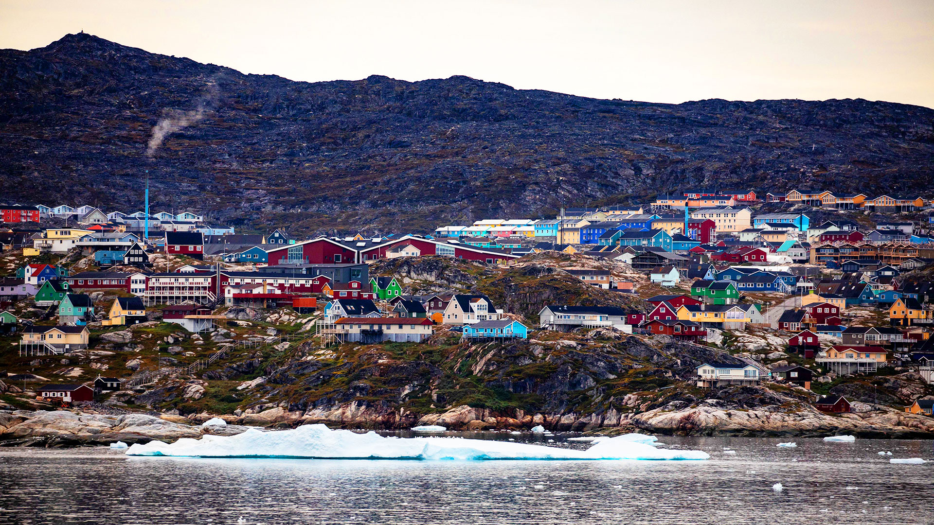 Ilulissat,-Greenland,-Michael-Baynes-QF_Aurora