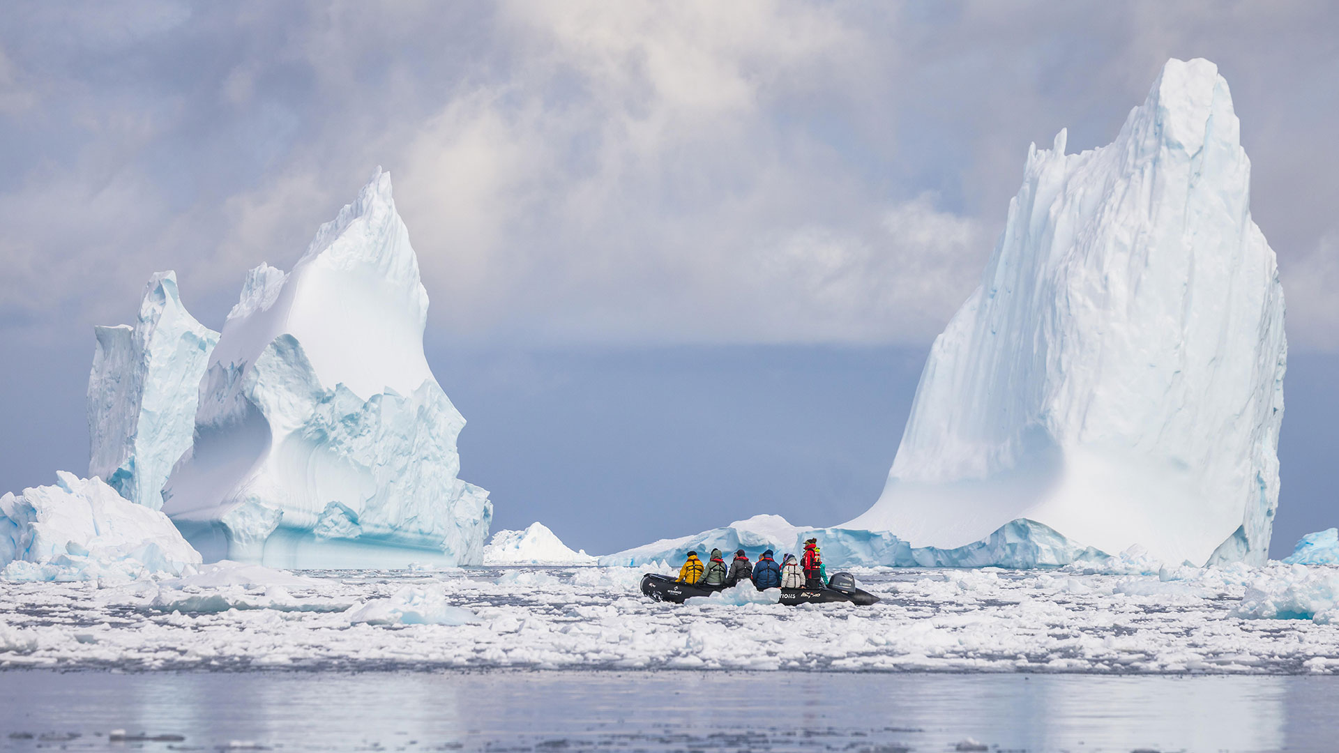 Oceanwide_AndrewPpeacock_HDS28-25_Antarctica_SG-FL