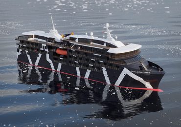 MagellanDiscoverer_AXX1